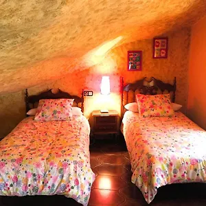 casa-rural-cuevas-del-sol.es-andalucia.com/