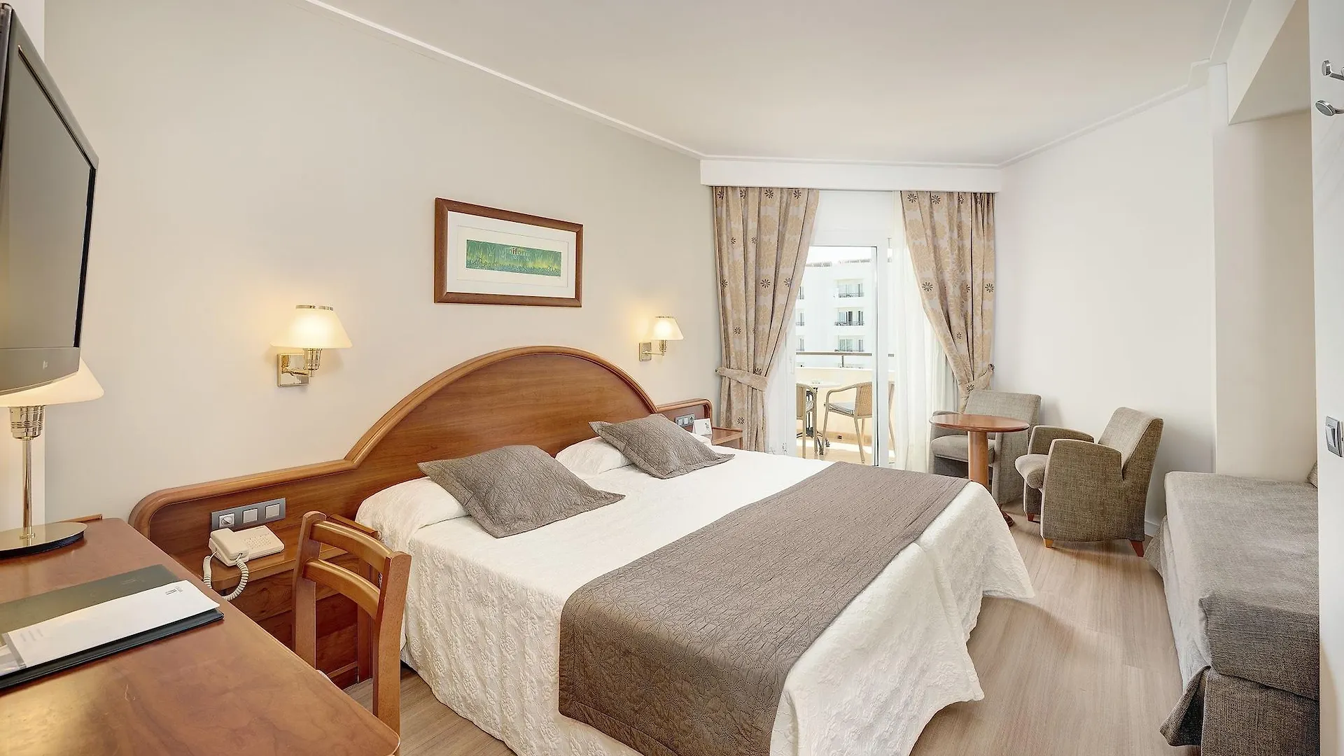 Hipotels Hipocampo Playa (Adults Only) Cala Millor  Hotel